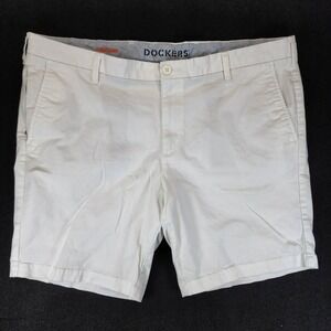 Dockers Shorts Womens 42 White Ultimate Short Supreme Flex Chino Cotton Stretch